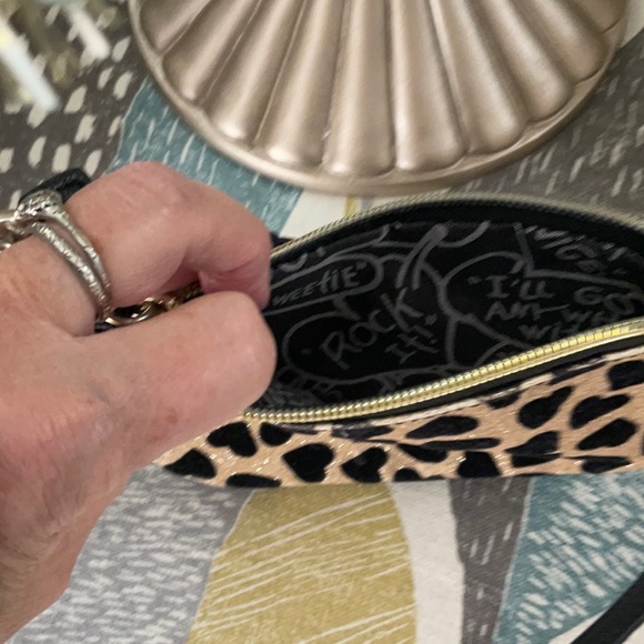 Betsey Johnson wristlet - Picture 4 of 4